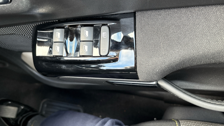 Citroen C3 1.2 PureTech 110 Plus 5dr EAT6 Petrol Hatchback